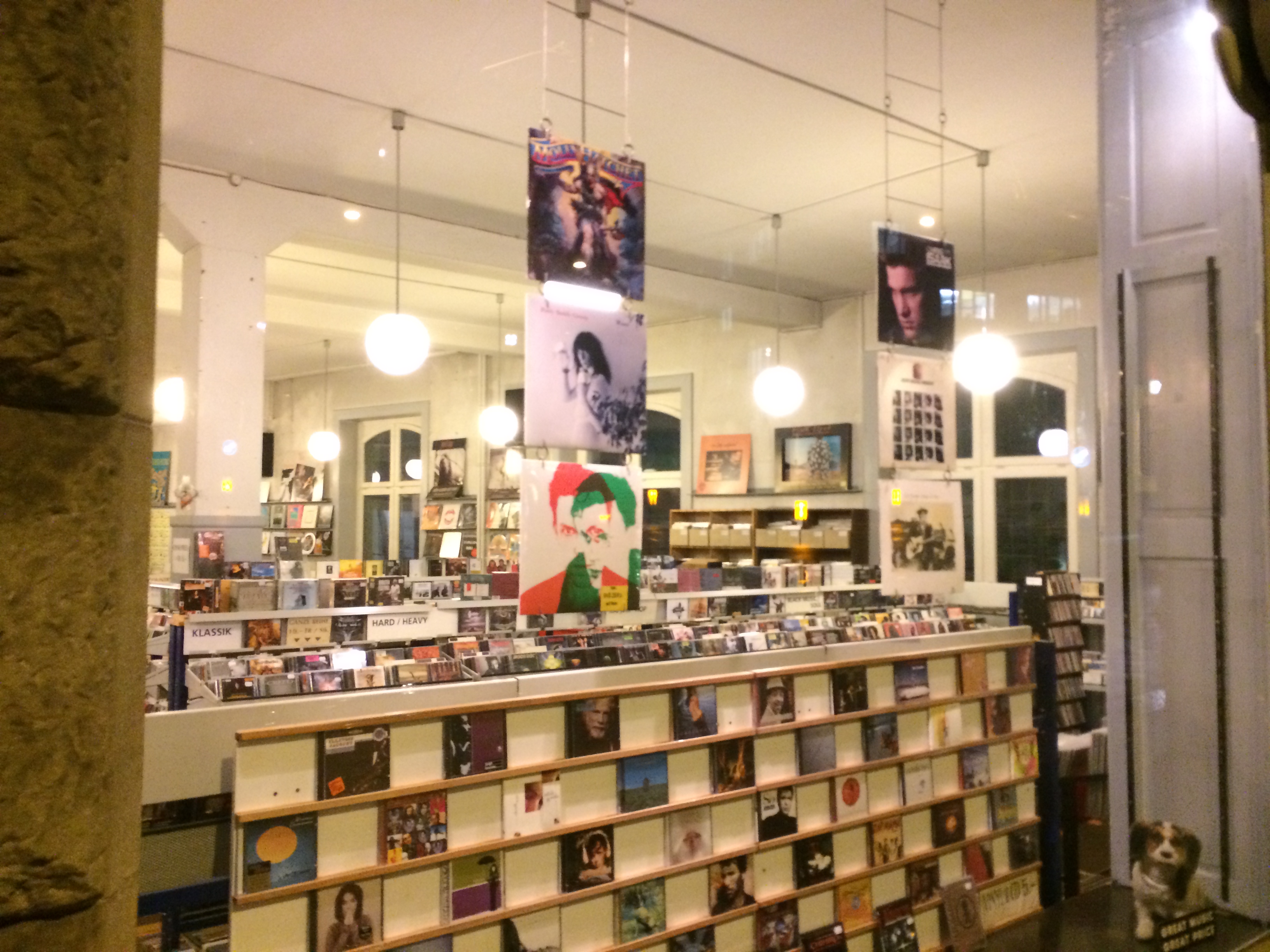 KATALOG RECORD WAREHOUSE.jpg